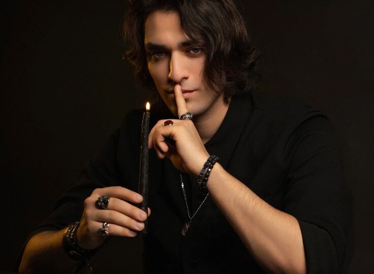 «Зависимость от раскладов: как понять, что вы подсели на таро — и вернуть себе контроль»