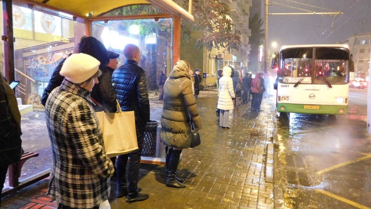    Транспорт в Ростове в новогодние праздники 2025-2026: расписание, маршруты, изменения   1MI