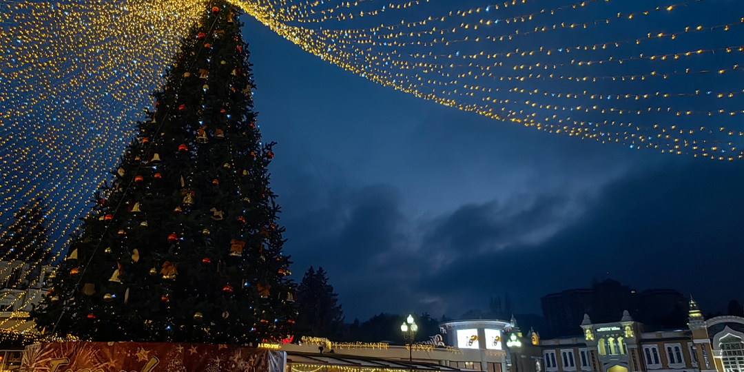 Кисловодск готовится к Новогодним праздникам. Фотопрогулка с адресами локаций.