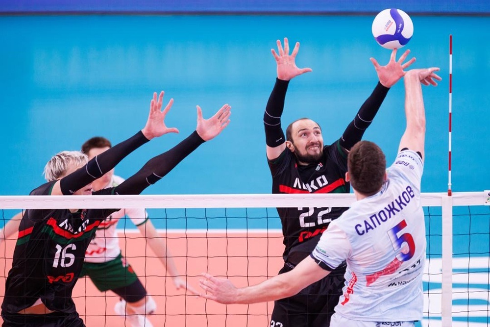    В матче открытия питерского турнира сразятся новосибирский "Локомотив" и столичное "Динамо". / Пресс-служба ВФВ