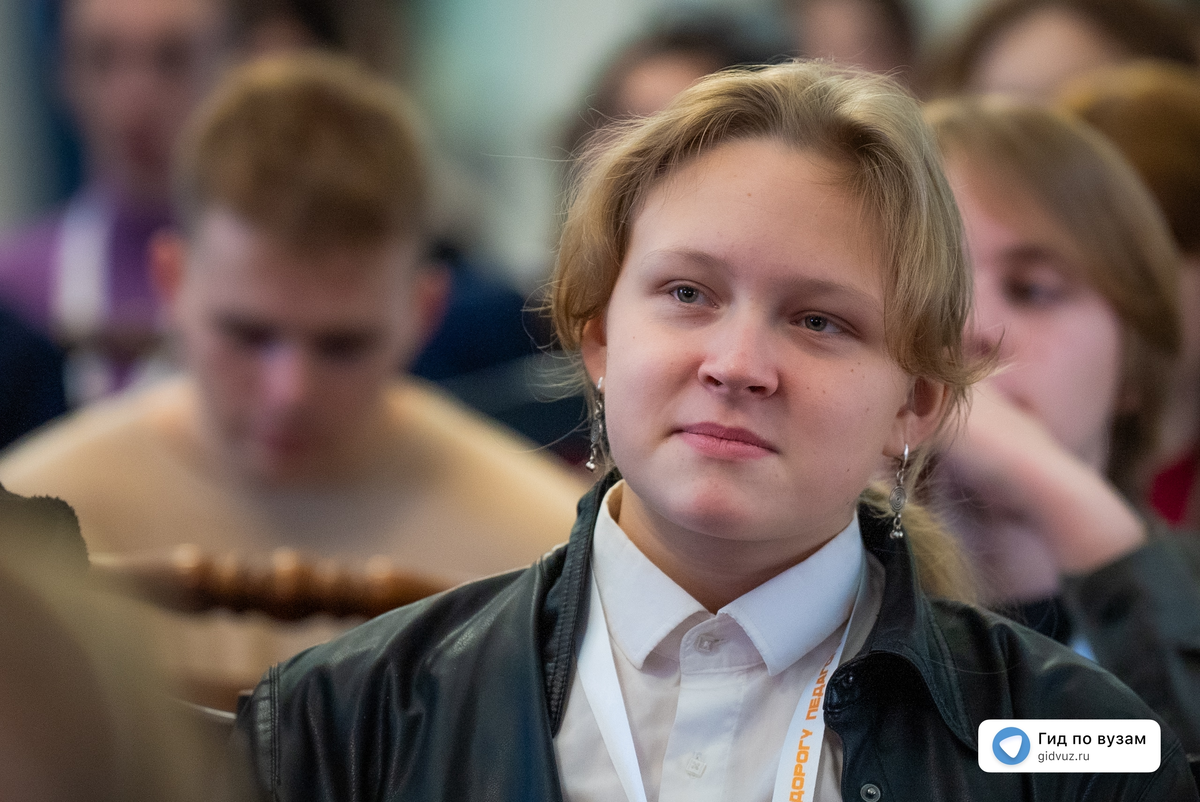 «Дорогу педагогу». II Молодежный педагогический форум «Дорогу педагогу» РГПУ им. А.И. Герцена. СМИ «Гид по вузам»