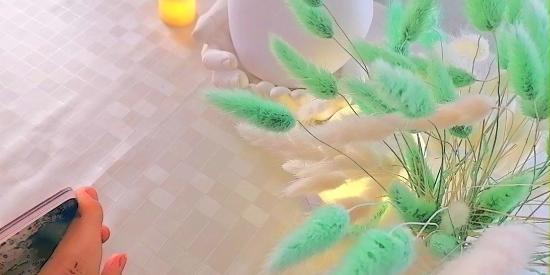 Что он думает, насчёт - он ли твоя судьба?