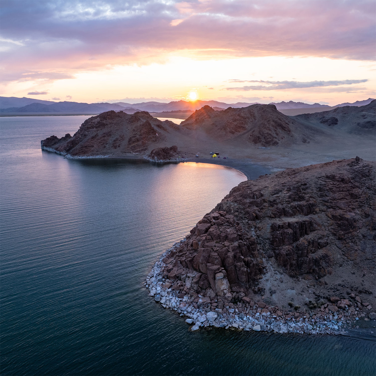 Вид на наш лагерь.