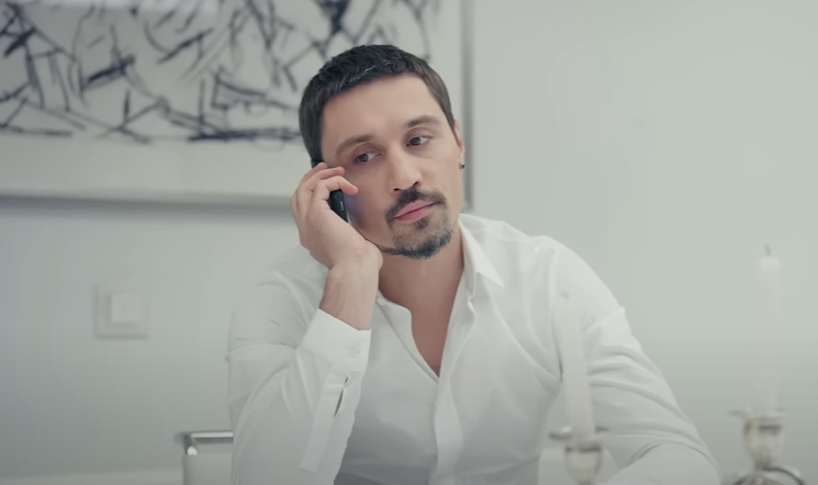    Дима Билан. Фото: скриншот клипа на песню «Молния»