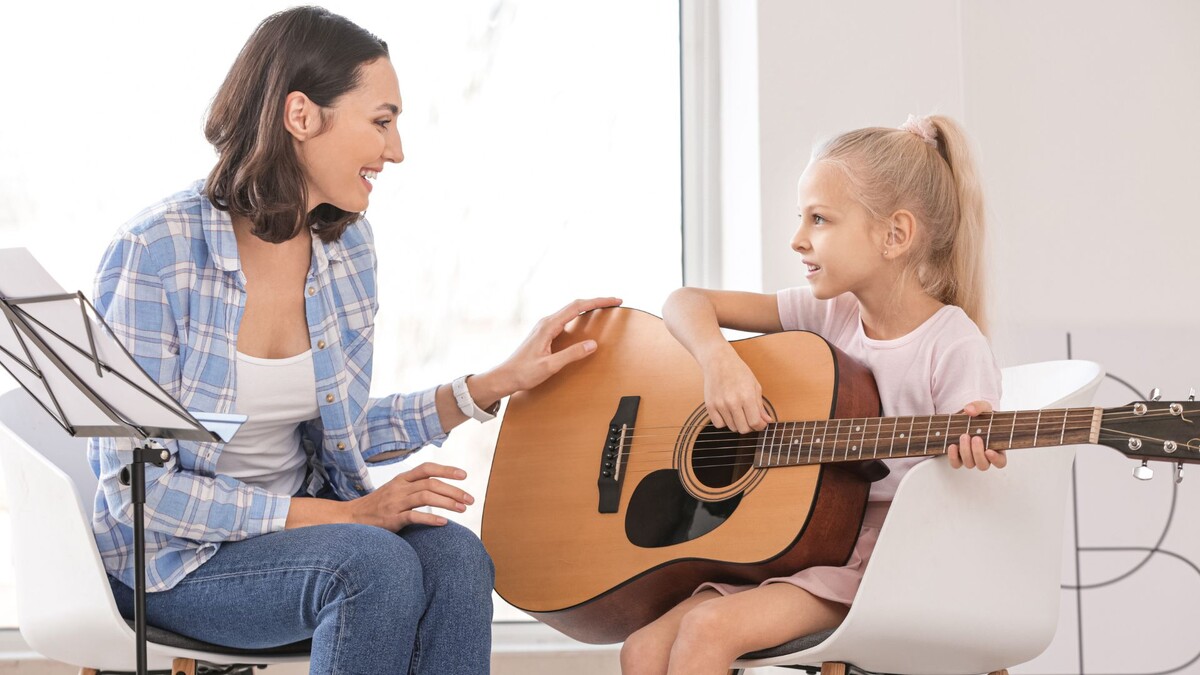 Уроки гитары в Москве: как найти идеальное место