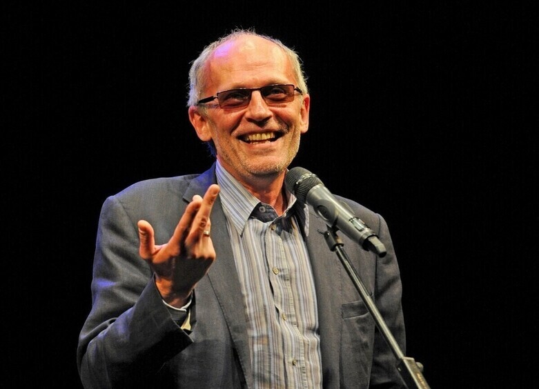     Александр Гордон