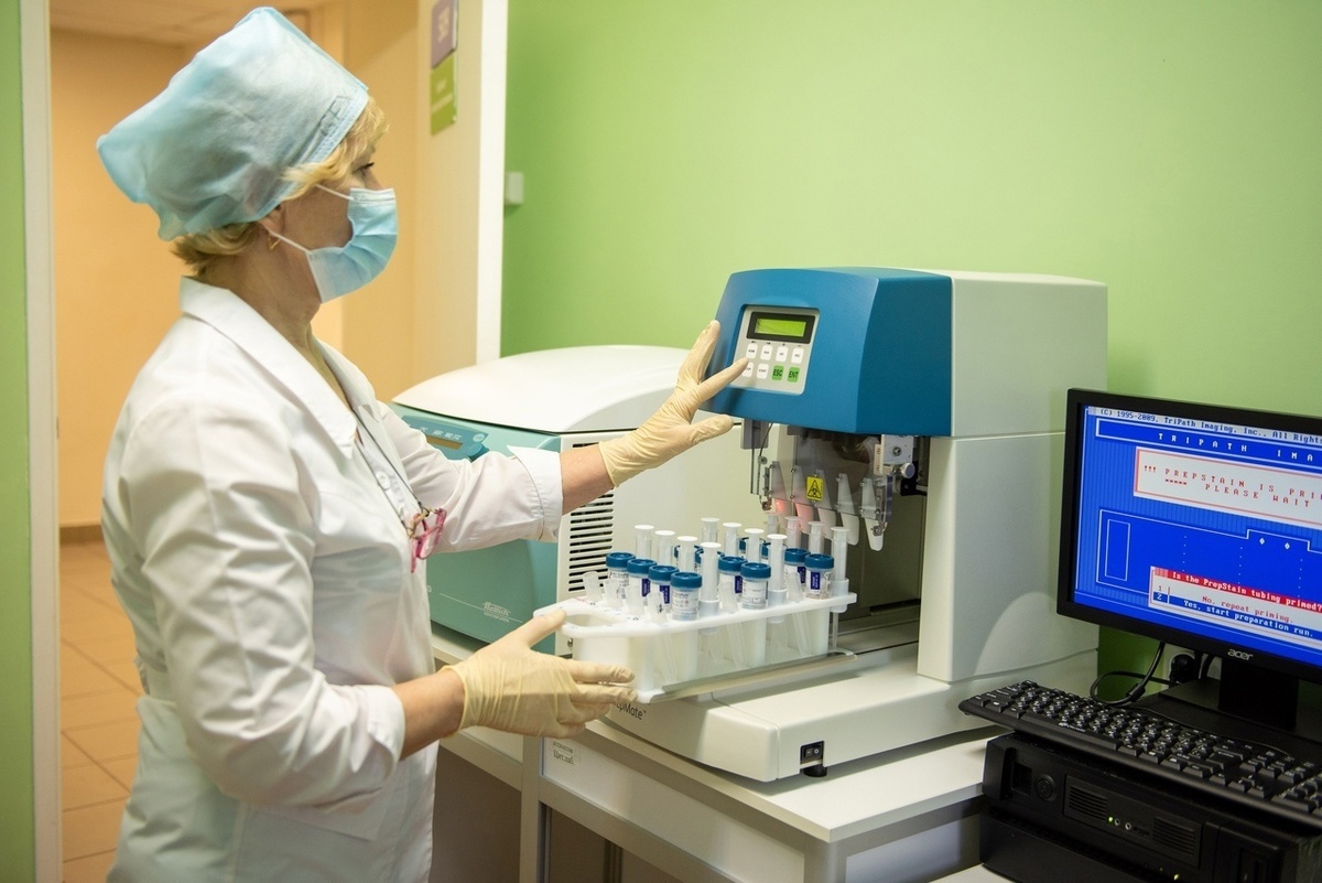    Глава Карелии рассказал про работу медоборудования, полученного по нацпроекту. Фото: Артур Парфенчиков / ВК