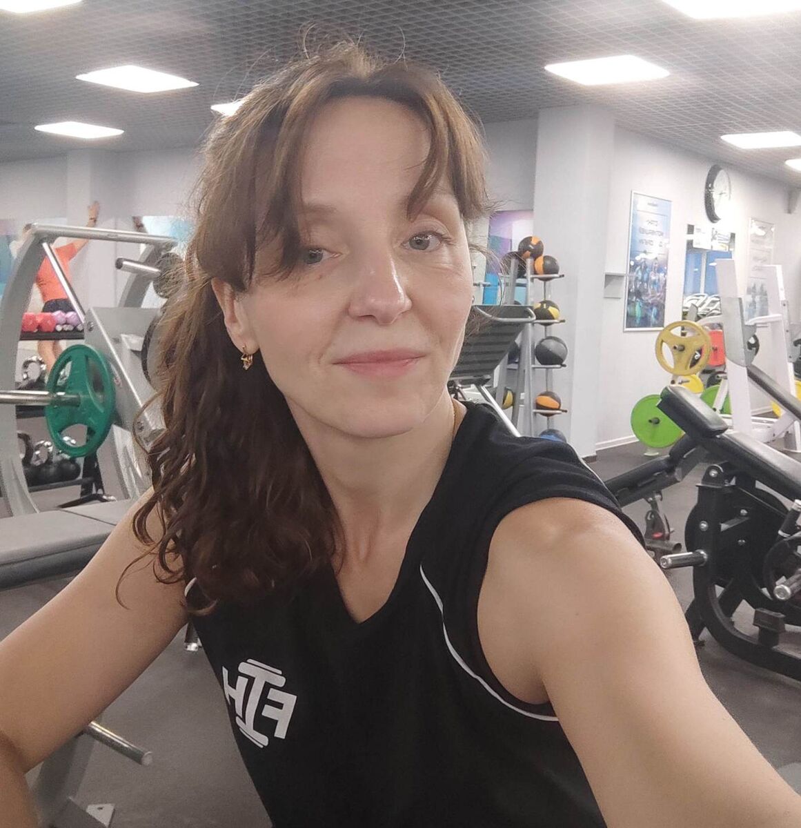 Привет! Я Ксюша, мама пятерых. Долгое время занималась тхэквондо, недавно закончила обучение на фитнес-тренера. Здесь рассказываю о своей жизни как она есть. Всем рада, присоединяйтесь!