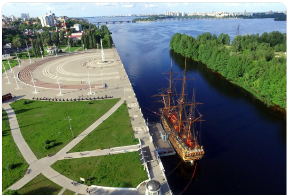 Адмиралтейская площадь