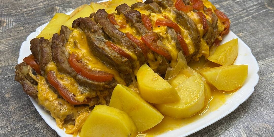 Мясо, которое выглядит празднично, а готовится просто
