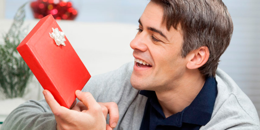 "Ой, это не тебе!" - какой подарок я нашла под ёлкой и почему это разрушило наш брак?