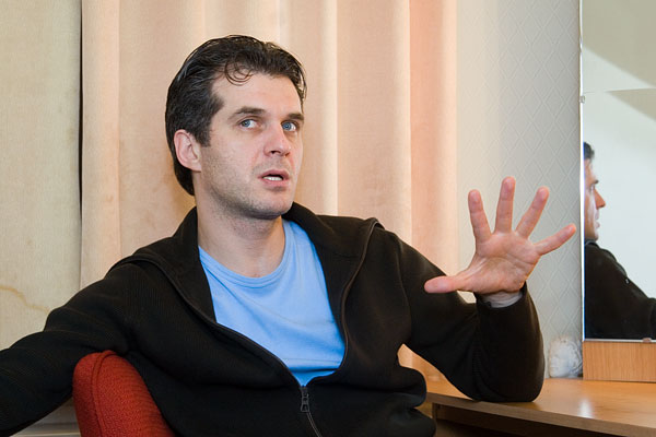 Олег Харитонов