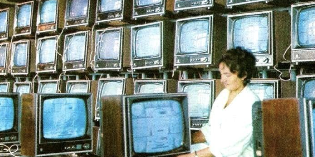 Какую популярную бытовую технику СССР делали военные заводы?