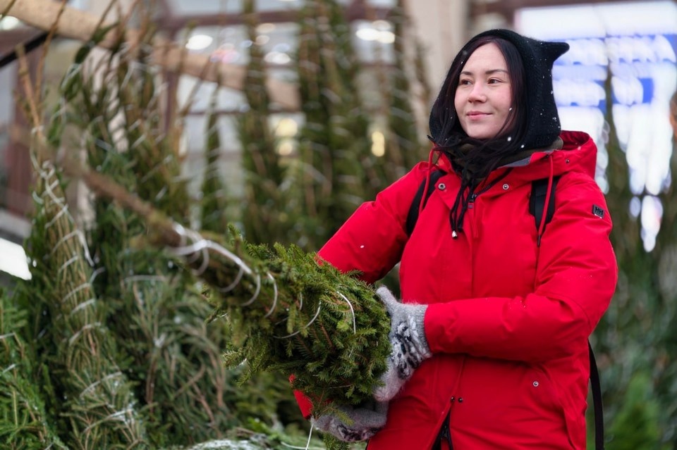    Базарам - да! Но только елочным. Алексей БУЛАТОВ