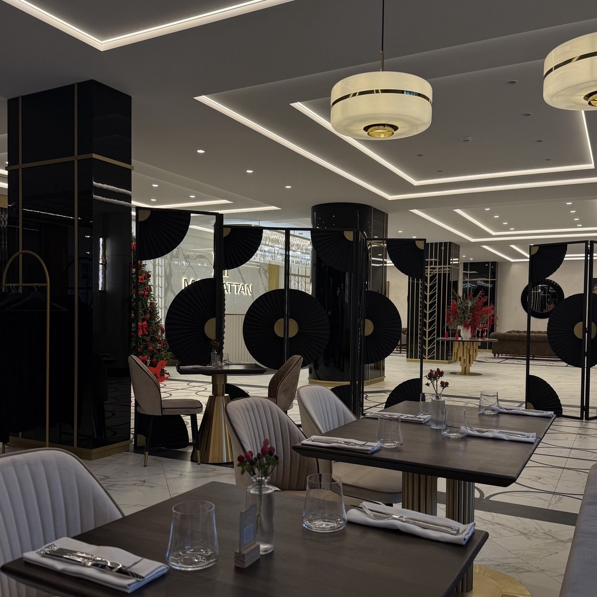 Входная группа бистро