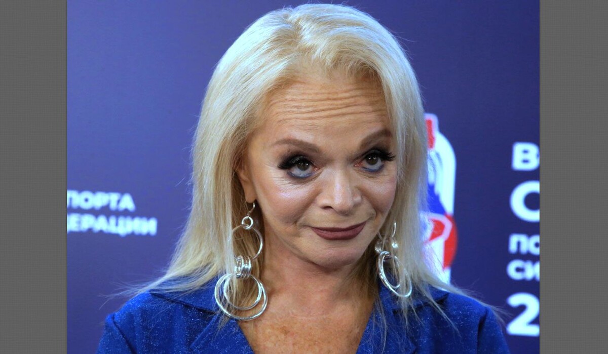 Некрасивая история с квартирой ухудшила репутацию Ларисы Долиной