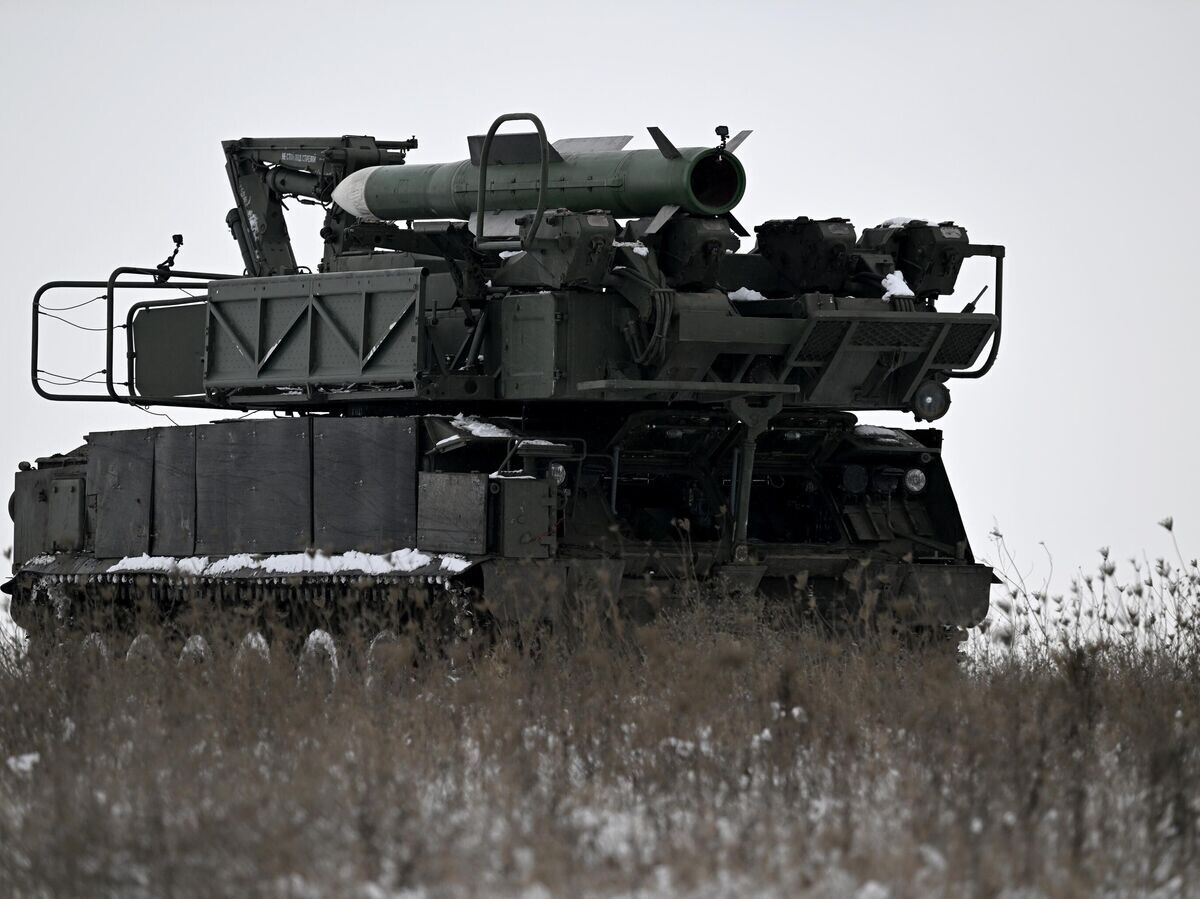    Зенитный ракетный комплекс "Бук-М2" Центрального военного округа на боевом дежурстве в ДНР | © РИА Новости / Евгений Биятов