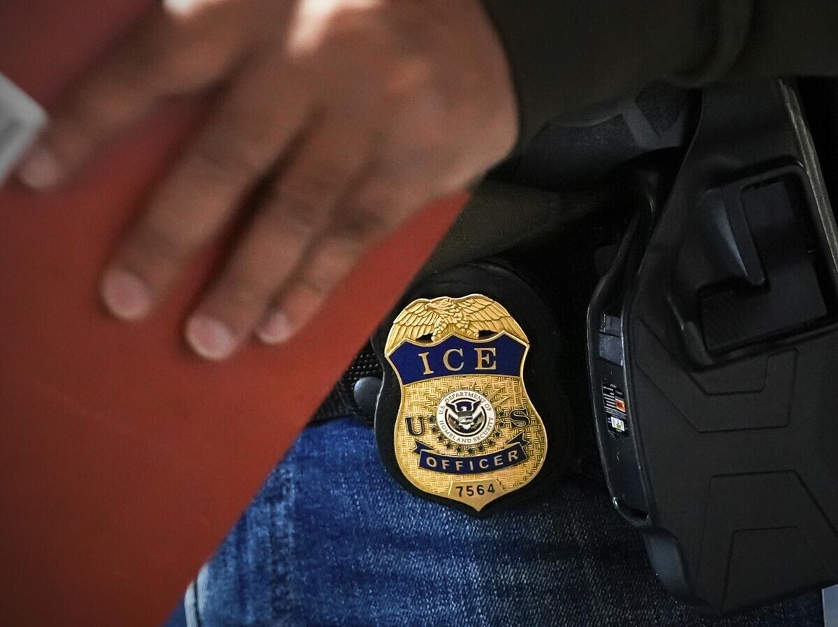    Сотрудник ммиграционной и таможенной полиции США | © AP Photo / Julia Demaree Nikhinson