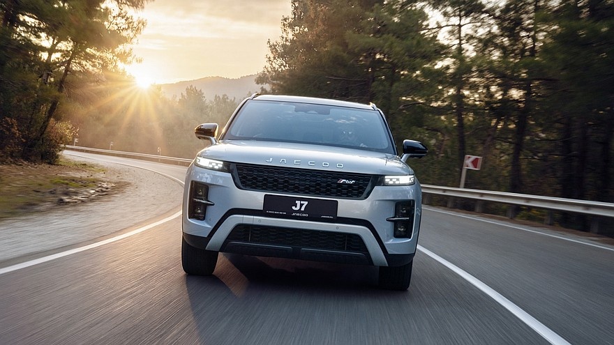    На фото: новая версия Jaecoo J7 для российского рынка
