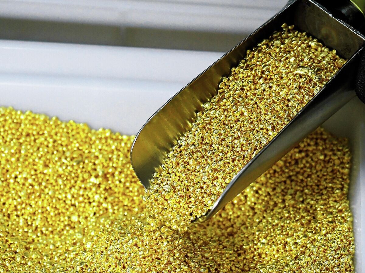    Гранулированное золото высшей пробы © РИА Новости . Илья Наймушин