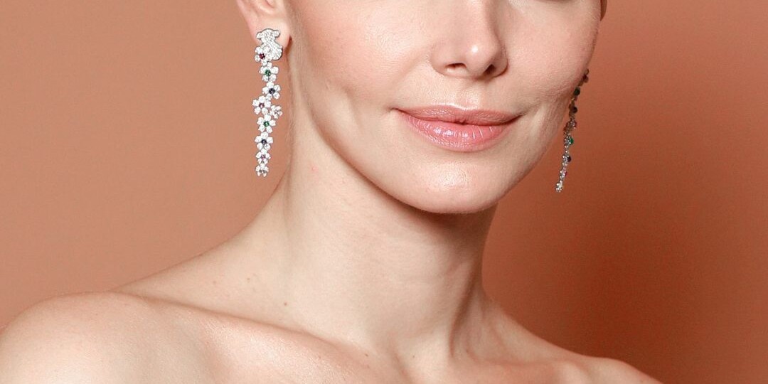 40 без глянца: как Боярская отметила юбилей дома и на сцене — корона, медовик и самые близкие