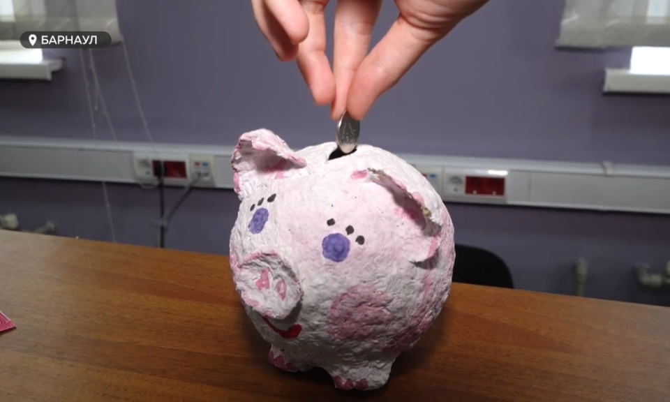    Копилка. Деньги. Источник: Толк