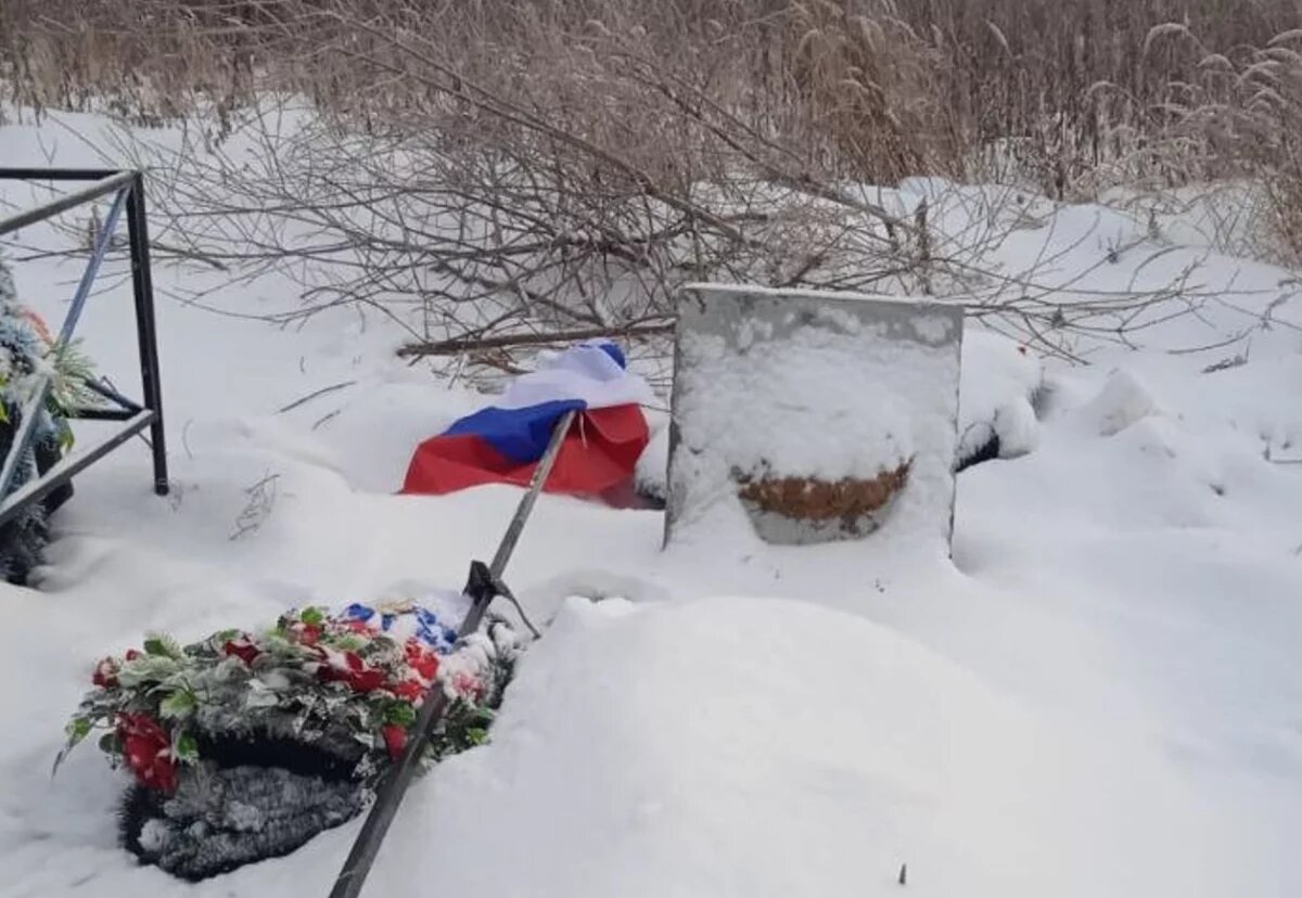    Вандалы разгромили могилу бойца СВО в Хабаровском крае
