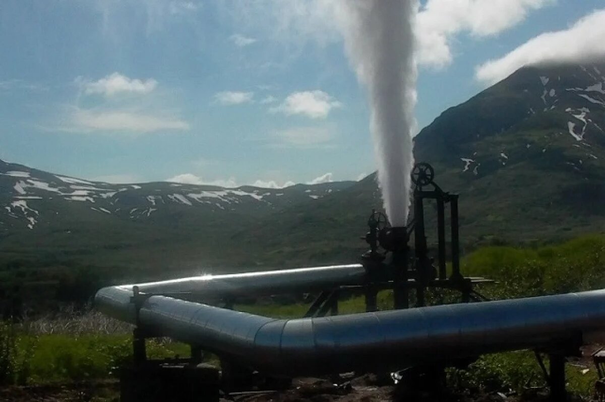    Фонтан на скважине 131, Паужетка.