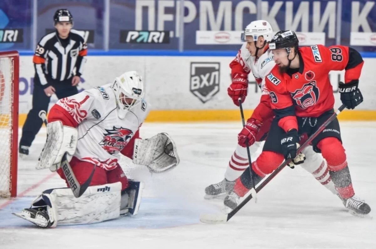    Игра проходила в УДС «Молот» 24 декабря.