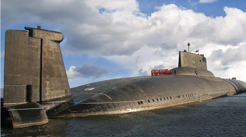 Стальной Левиафан холодной войны - подводный крейсер проекта 941 "Акула"