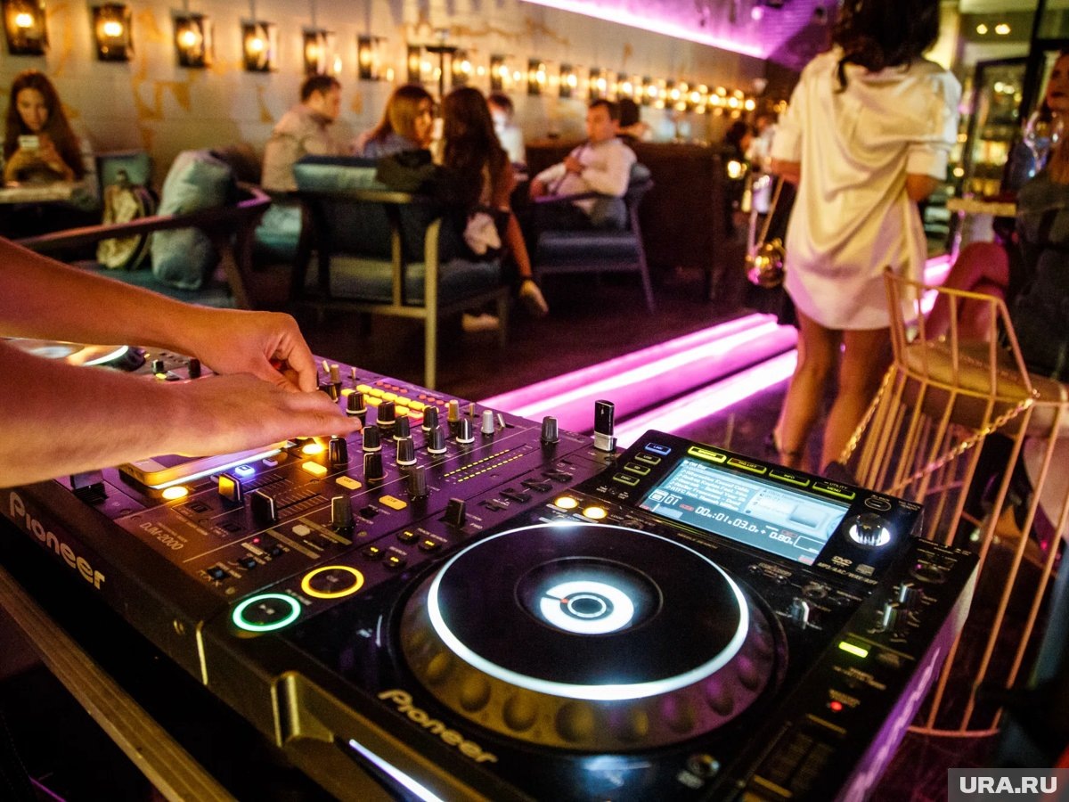    На Новый год челябинцев ждет множество диджей-сетов