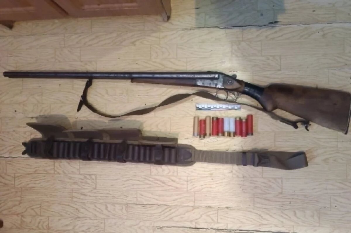    Целый арсенал оружия обнаружили силовики у сахалинца