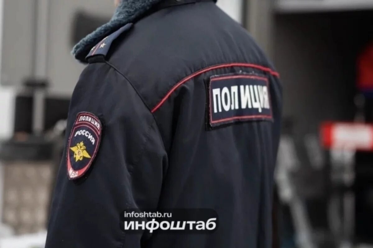    ​В Астрахани полицейского осудили на 6 лет за разврат с девочкой младше 14