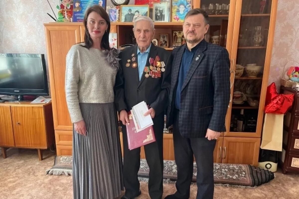    Участник ВОВ Николай Богодухов отметил 100-летний юбилей в Чите