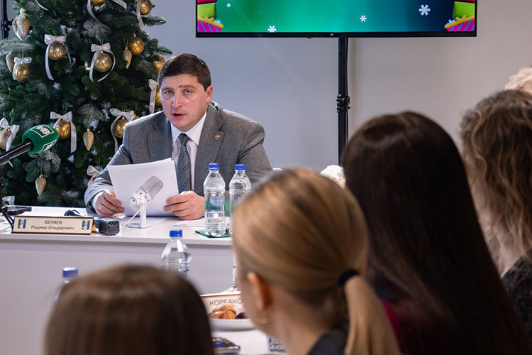    «Где планируется создание IT-парка — это 18 тысяч квадратных метров, это большие капитальные вложения!».   
Фото: Олег Спиридонов