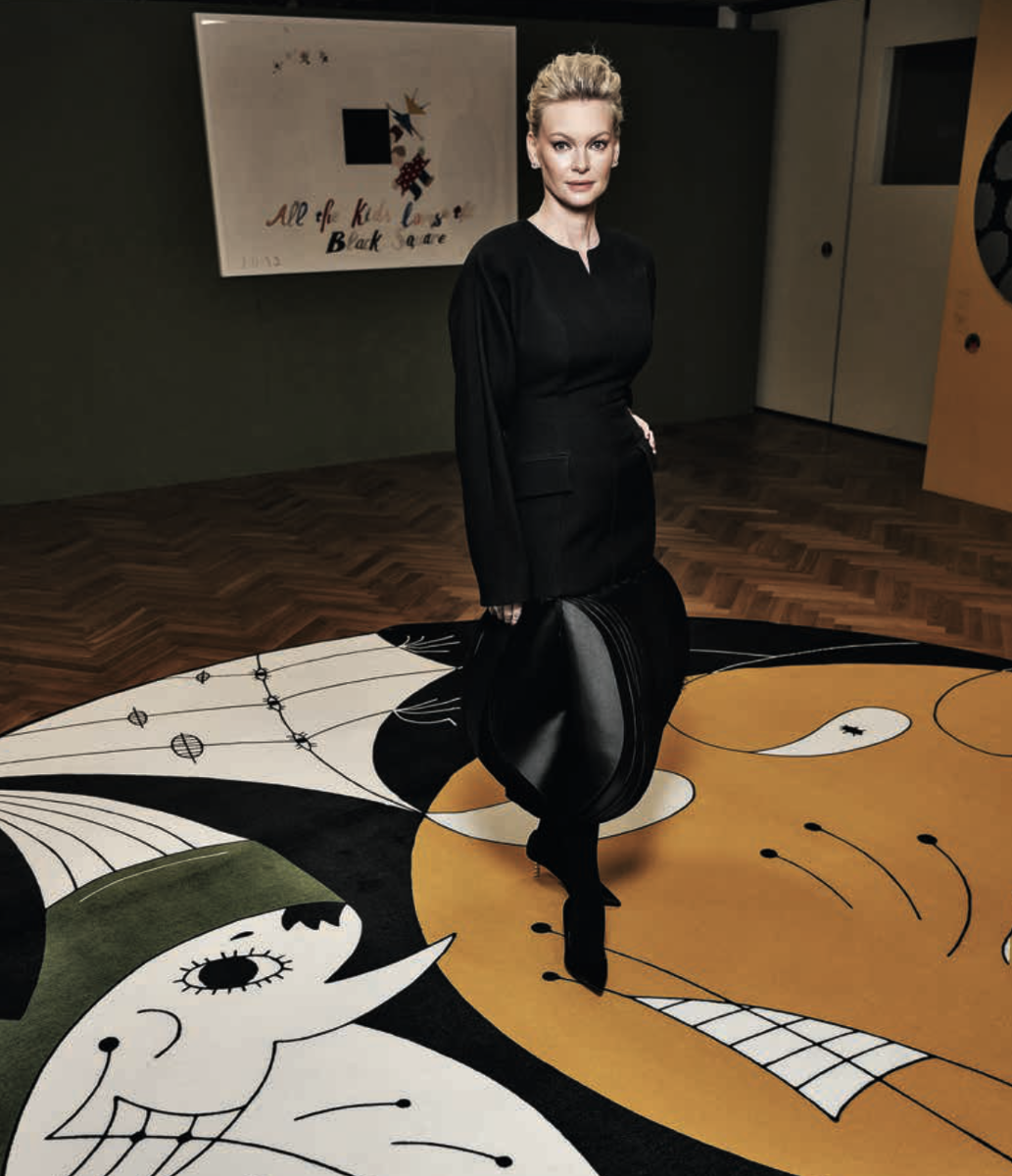     Юлия Визгалина — основатель Soho Jewelry Group, член попечительского совета «Центра развития инновационной хирургии», организатор аукциона «Лучшая Елка 7.12»