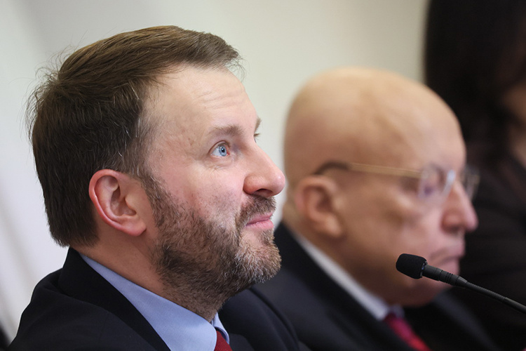    Максим Орешкин: «То, как искусственный интеллект повлияет на рынок труда, нам еще предстоит осознать»