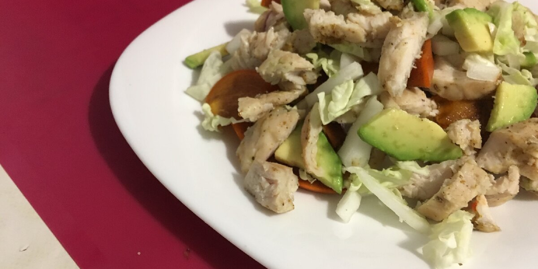 Необычный салат с индейкой и хурмой - Худеем Вкусно!