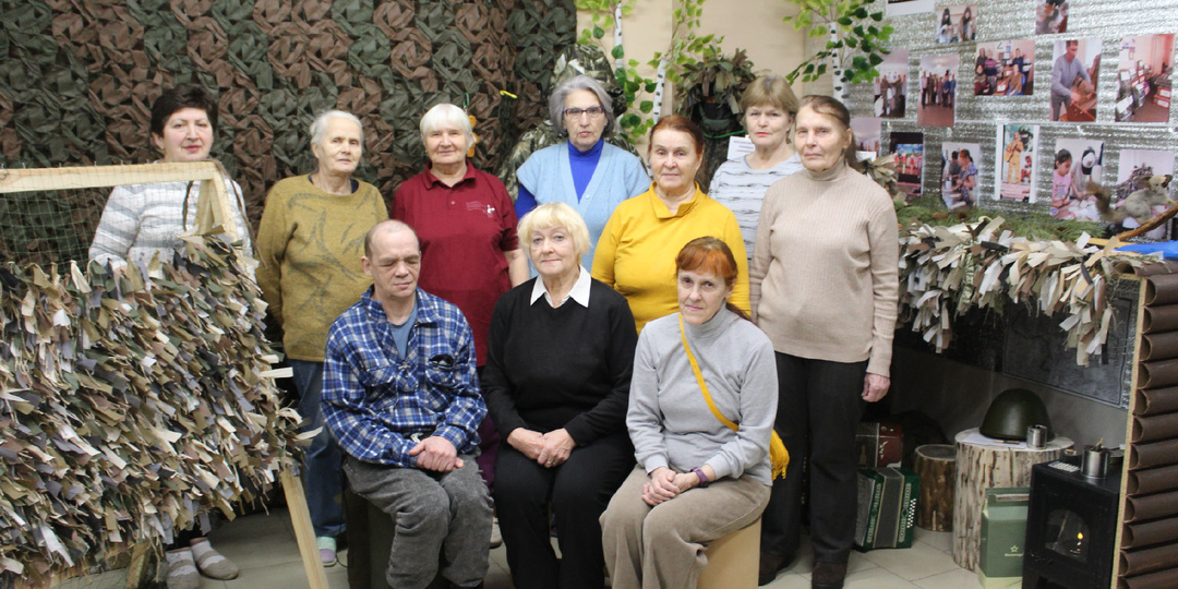 По зову сердца: красноуральские пенсионеры-волонтеры помогают участникам СВО