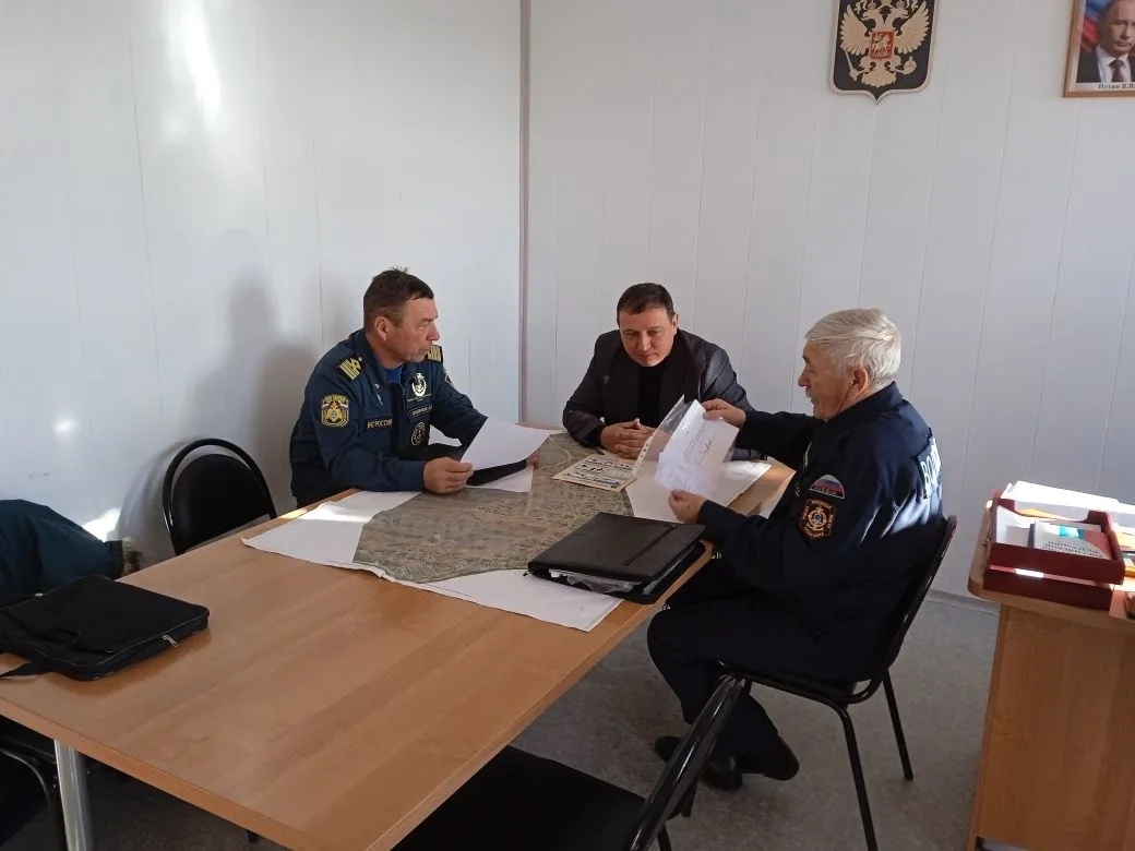 Астраханские спасатели "Волгоспас" встретились с главами сельских поселений