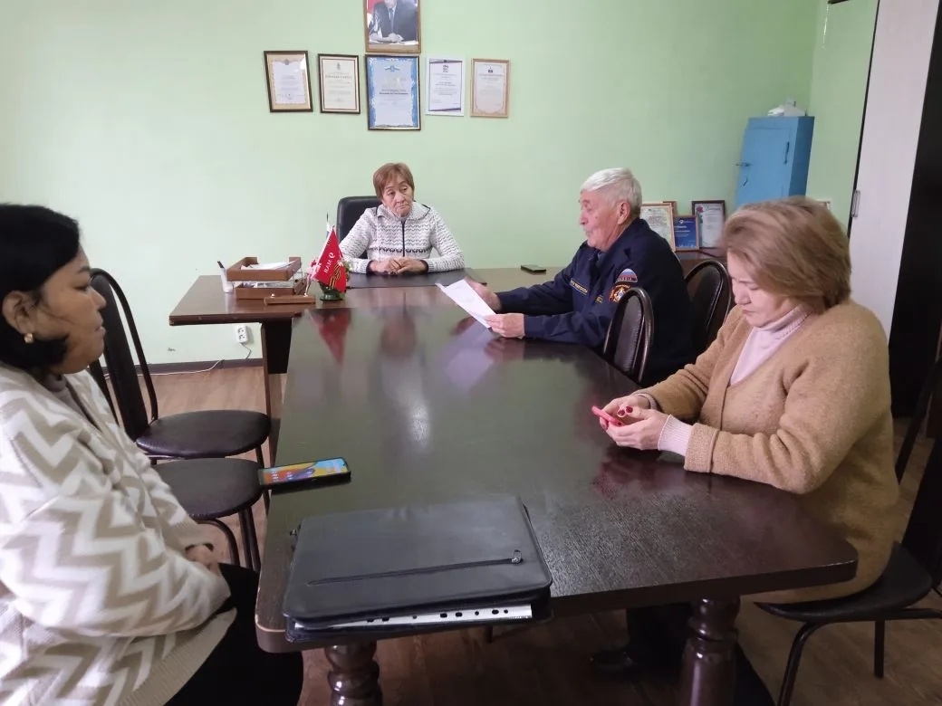 Астраханские спасатели "Волгоспас" встретились с главами сельских поселений