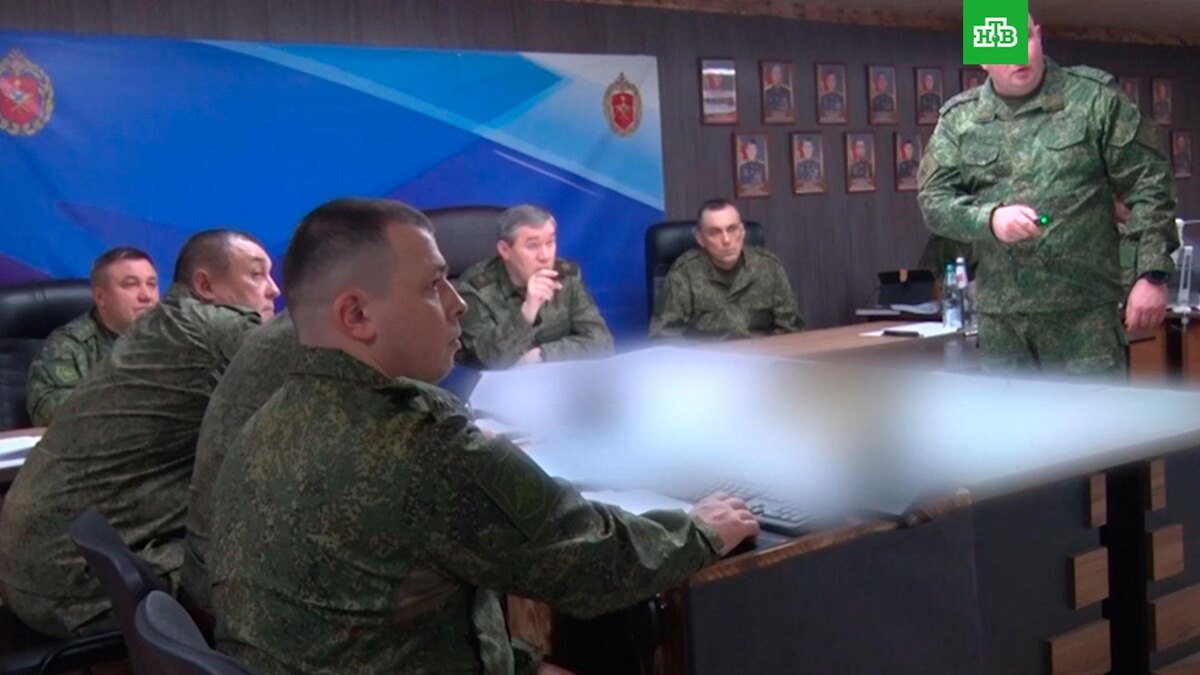    Герасимов: главная задача «Центра»  поражение окруженных в районе Димитрова ВСУ