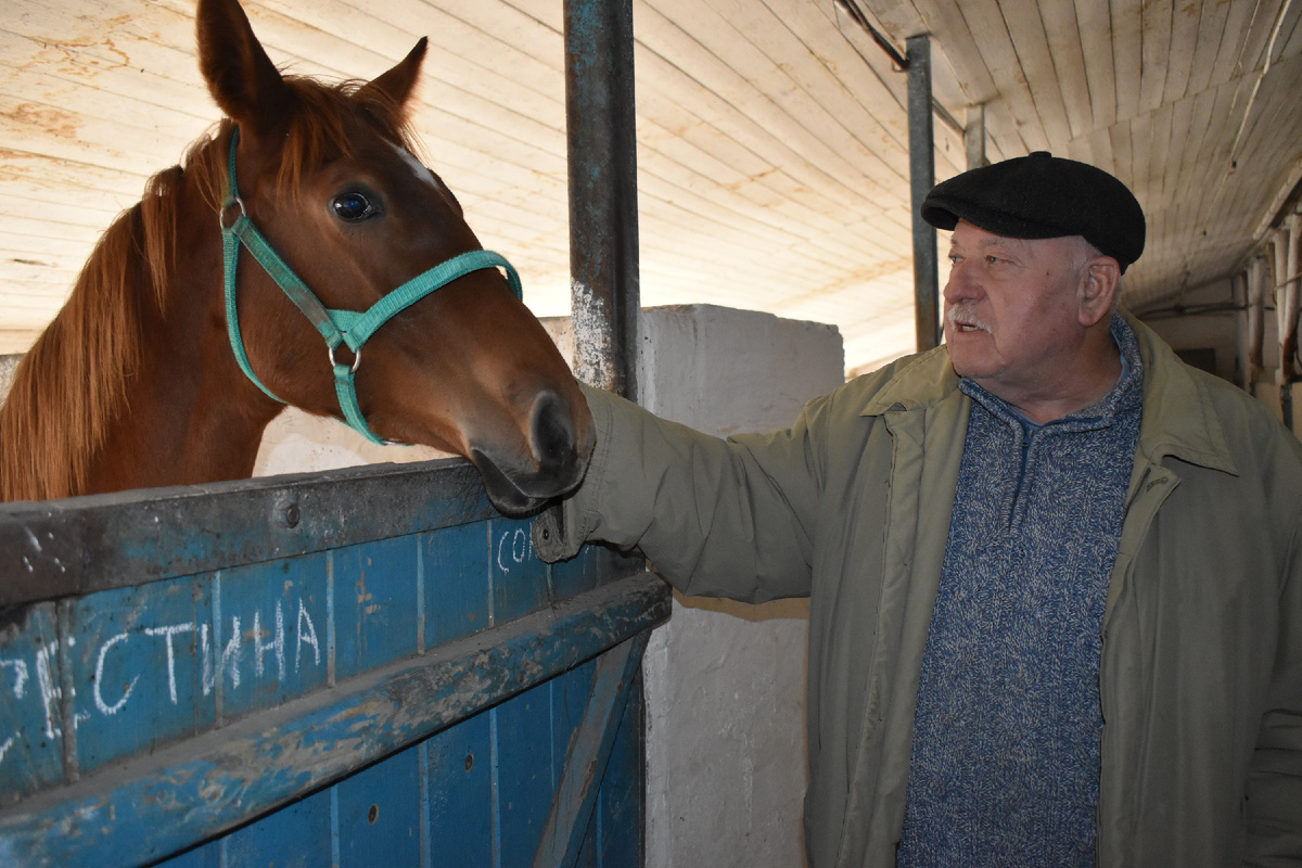 Емколай Владимирович Самоволов и его хозяйство.