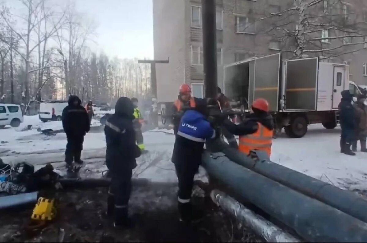    Стало известно, как идёт ремонт протараненной теплосети в Балезино