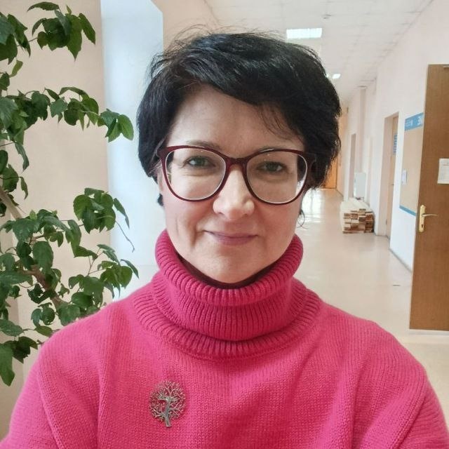 руководитель Фольклорного центра ННГУ Юлия Шеваренкова.