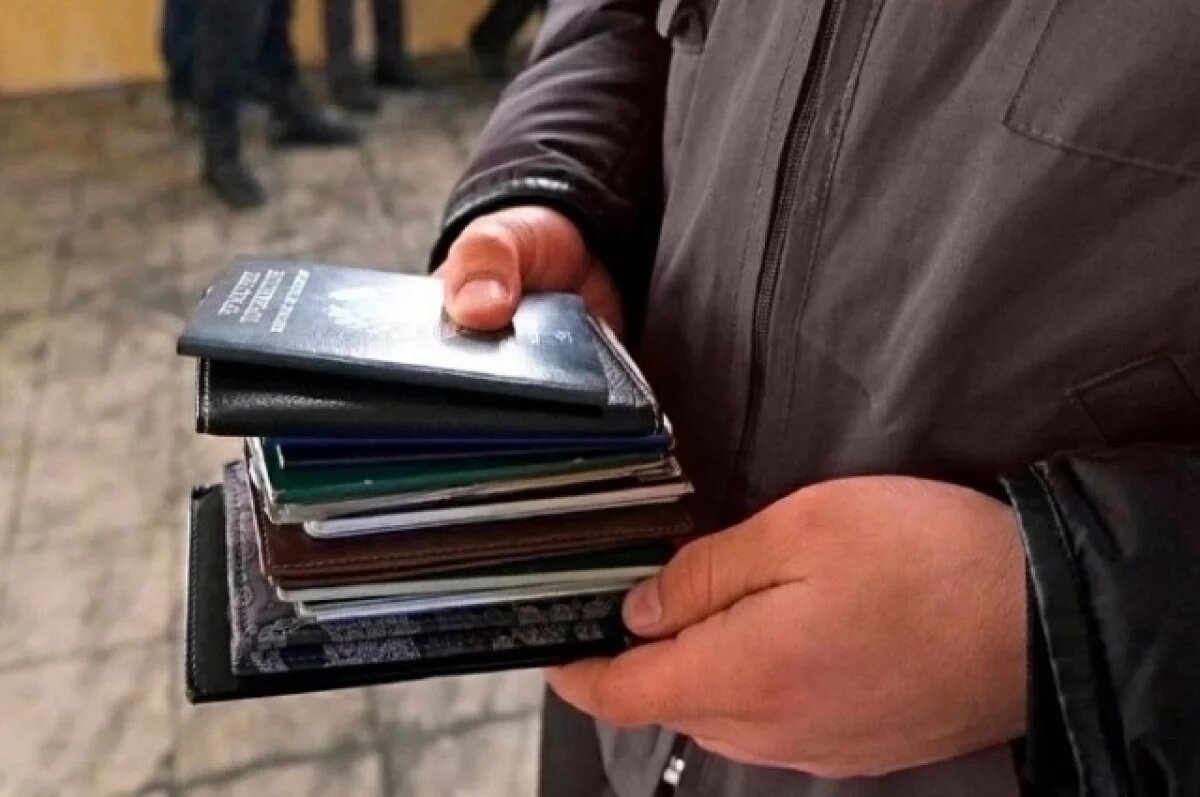    За подделку документов калужский суд назначил мигранту лишь небольшой штраф