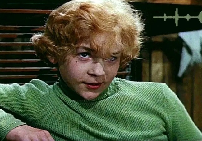 Кадр из фильма «Приключения Электроника» (1979). Скриншот.