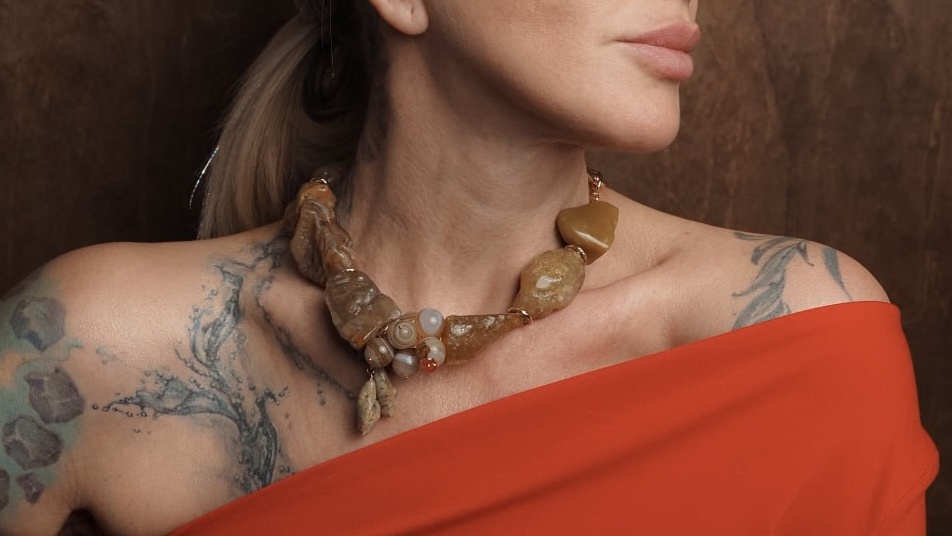 колье/энергетические камни/стиль 2026 