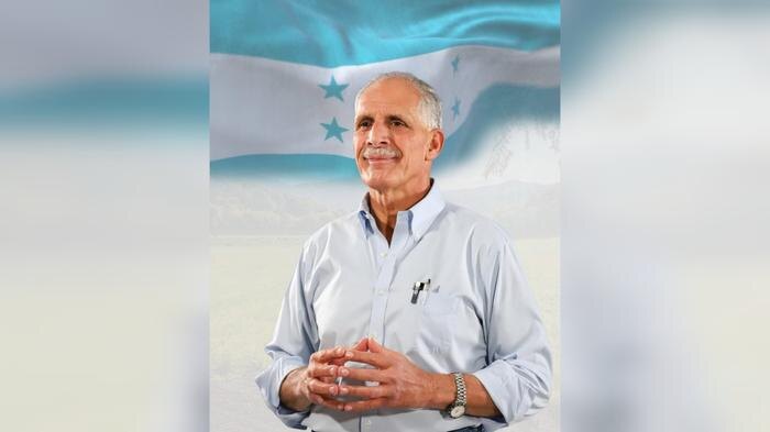 Насри Асфура. Обложка © Instagram (признан экстремистской организацией и запрещён на территории Российской Федерации) / papialaorden