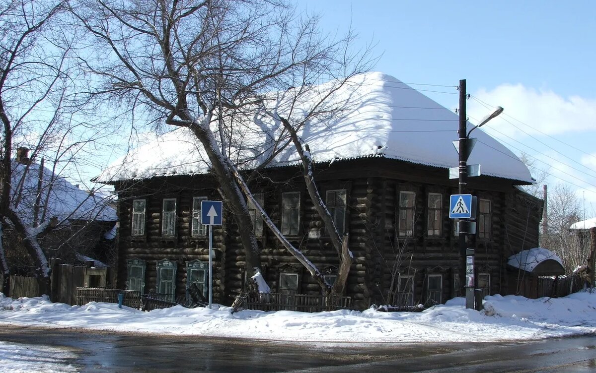    Бастрыкин запросил доклад после жалоб жителей аварийного дома в Удмуртии